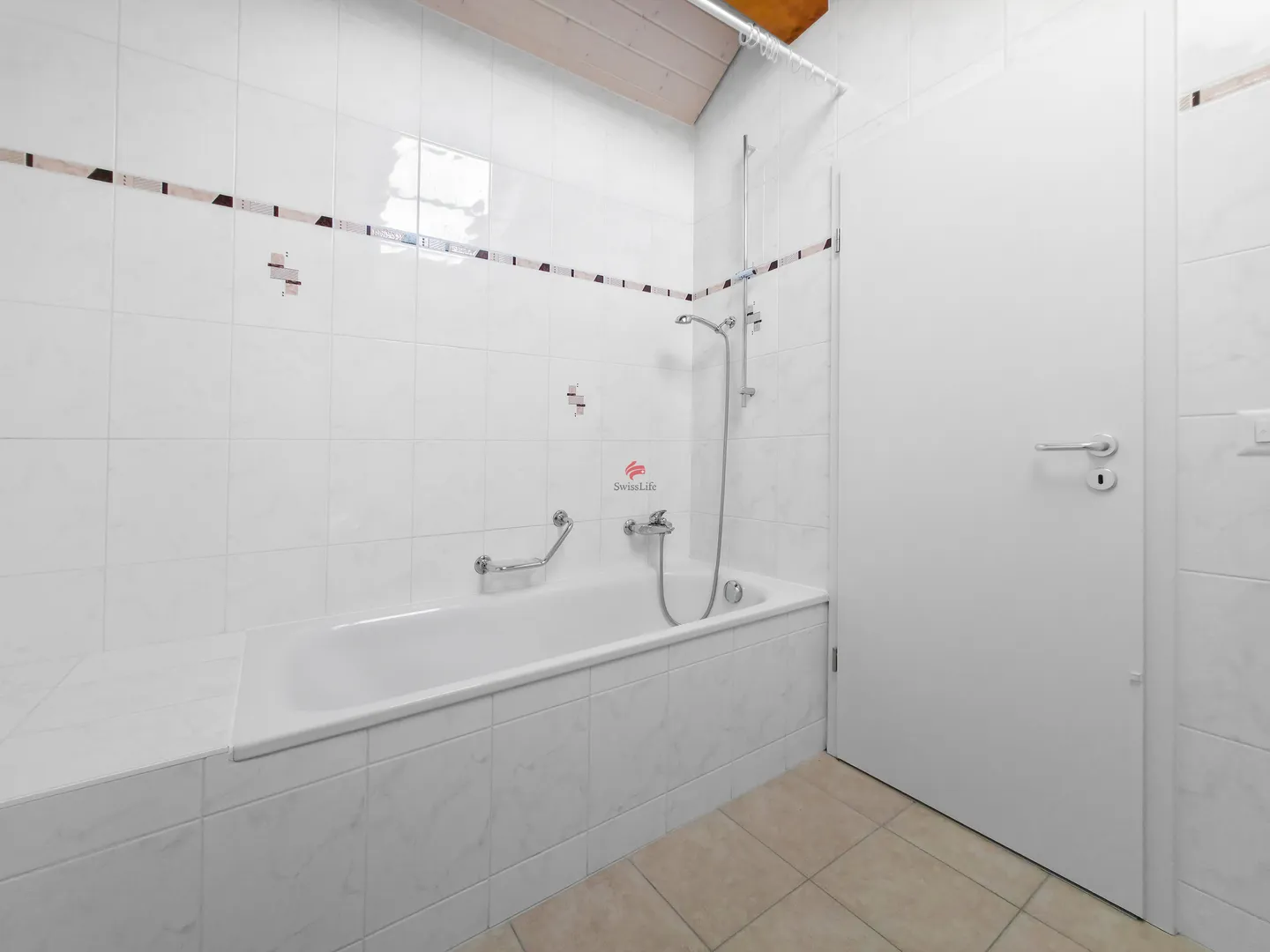 condominium - Photo 9 of 15