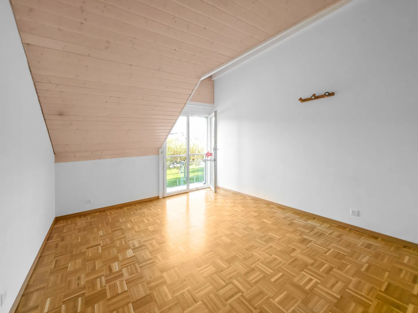 condominium - Photo 11 of 15