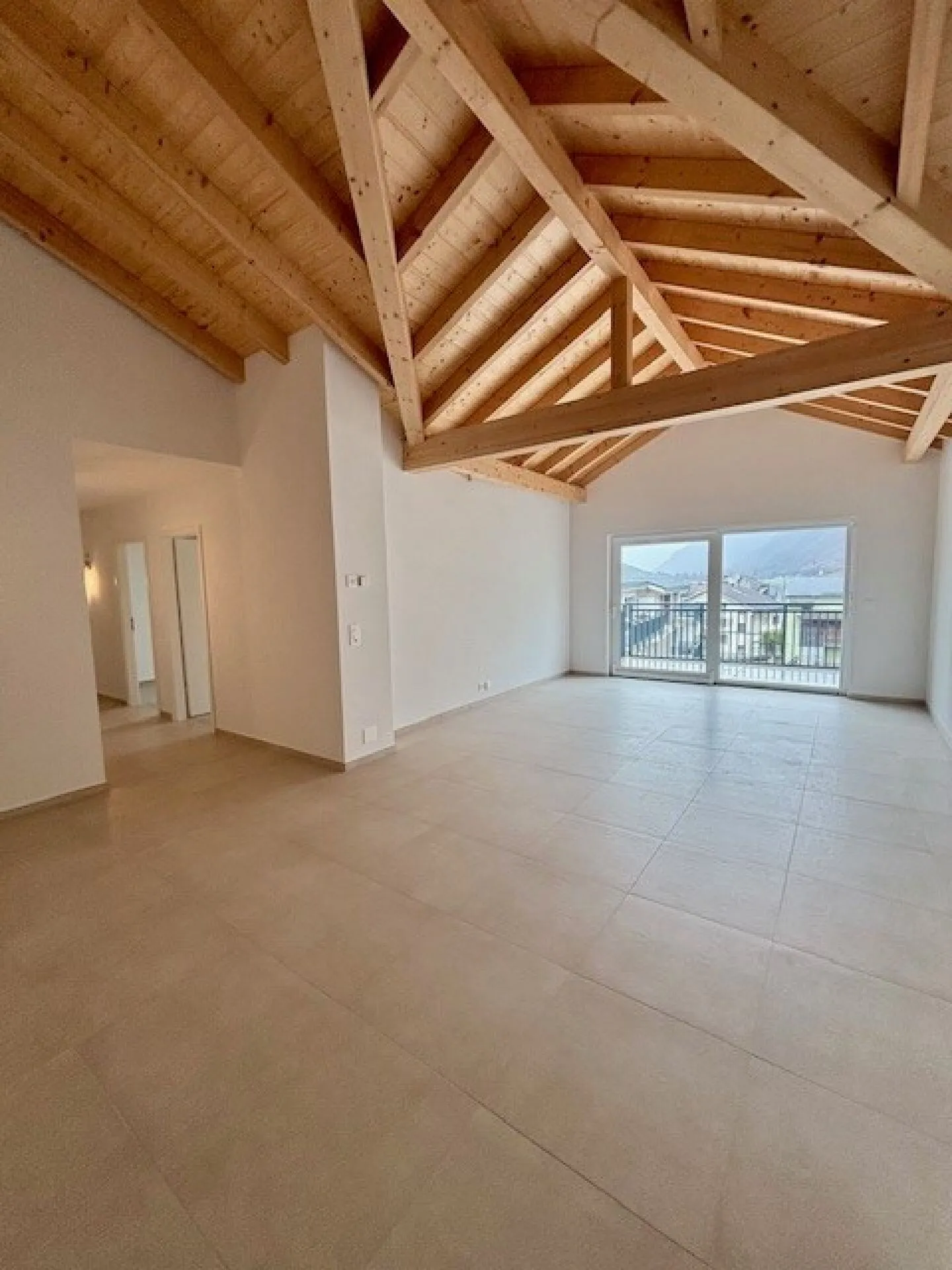 Magnifico attico mansardato - Foto 1 di 12