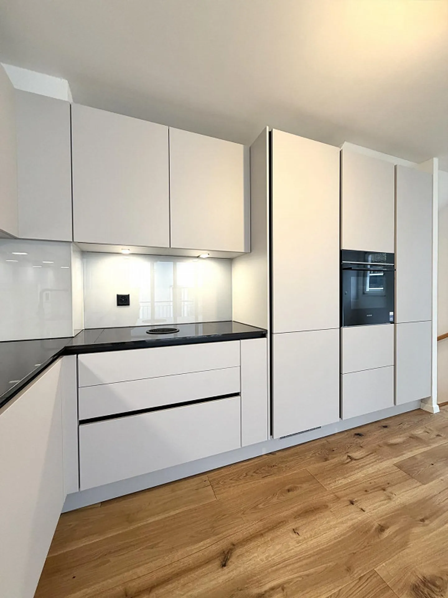 Exclusive first occupancy - 4.5 room maisonette apartment with a home-like feel - Photo 1 of 18