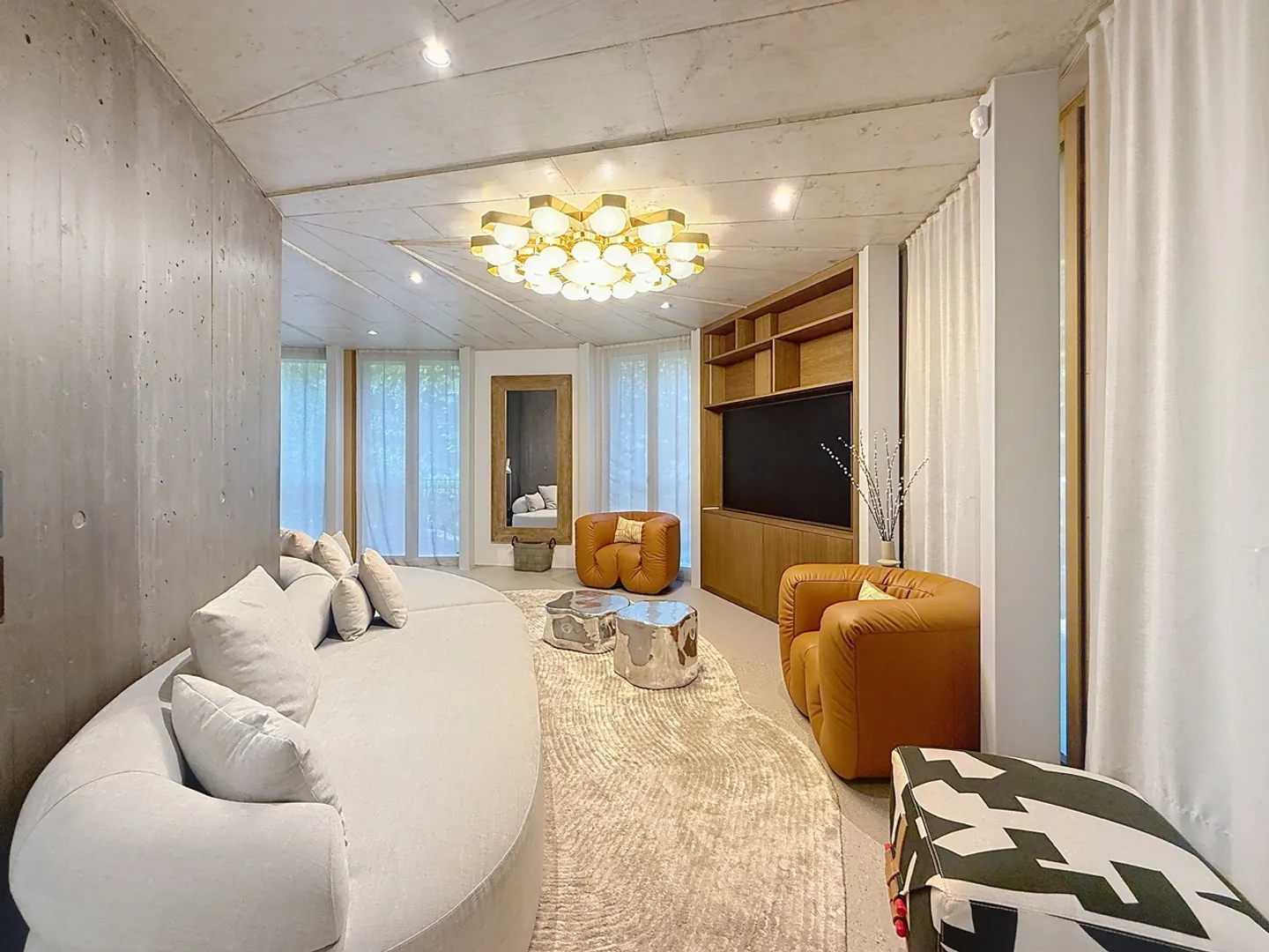 CAROUGE - Elegant and functional 5-room furnished apartment with taste - Photo 4 of 12