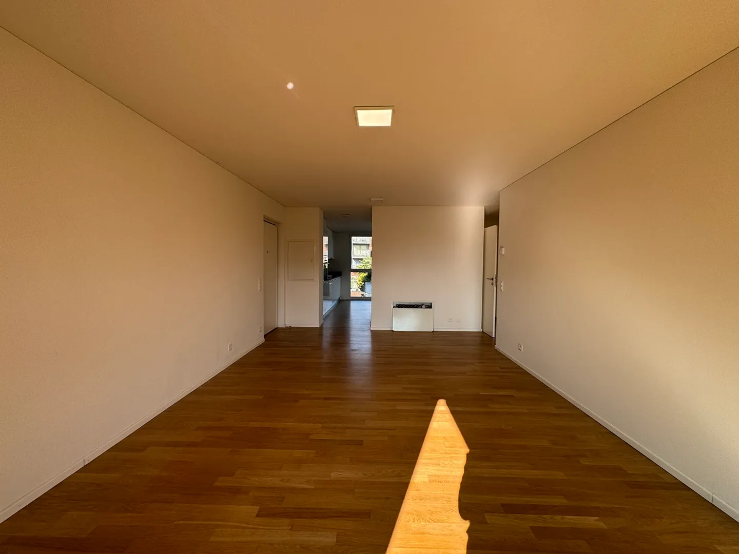 3,5-ZIMMER-WOHNUNG, BEQUEM UND HELL - Foto 6 von 12