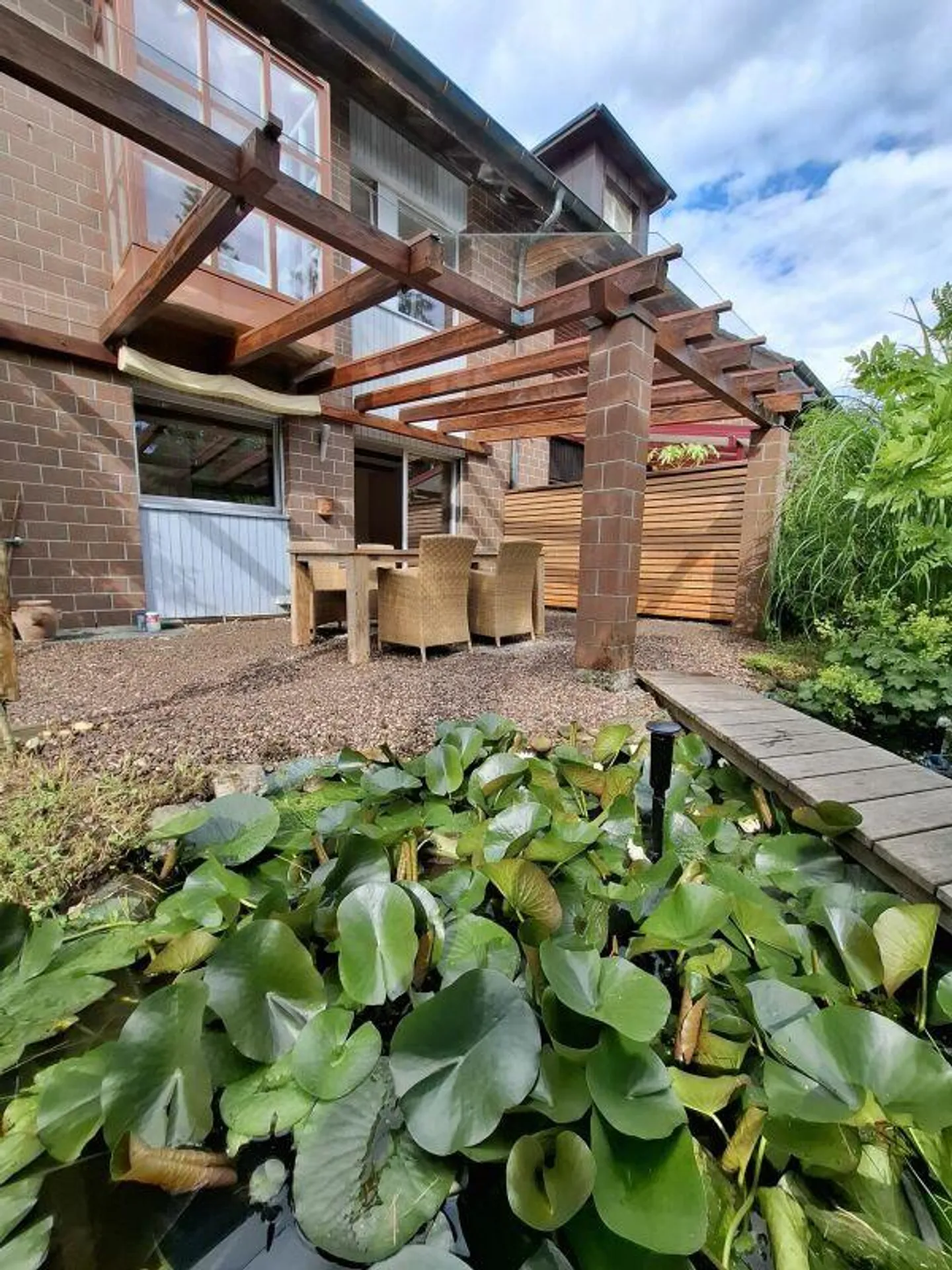 RENTAL - Photo 4 of 6