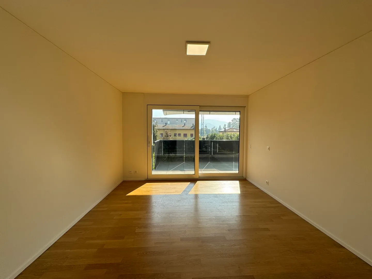 3,5-ZIMMER-WOHNUNG, BEQUEM UND HELL - Foto 8 von 12