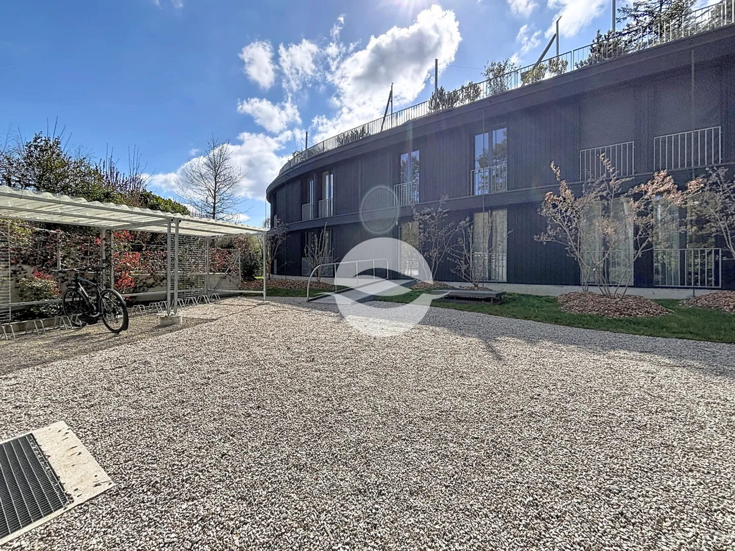 CAROUGE - Elegant and functional 5-room furnished apartment with taste - Photo 12 of 12