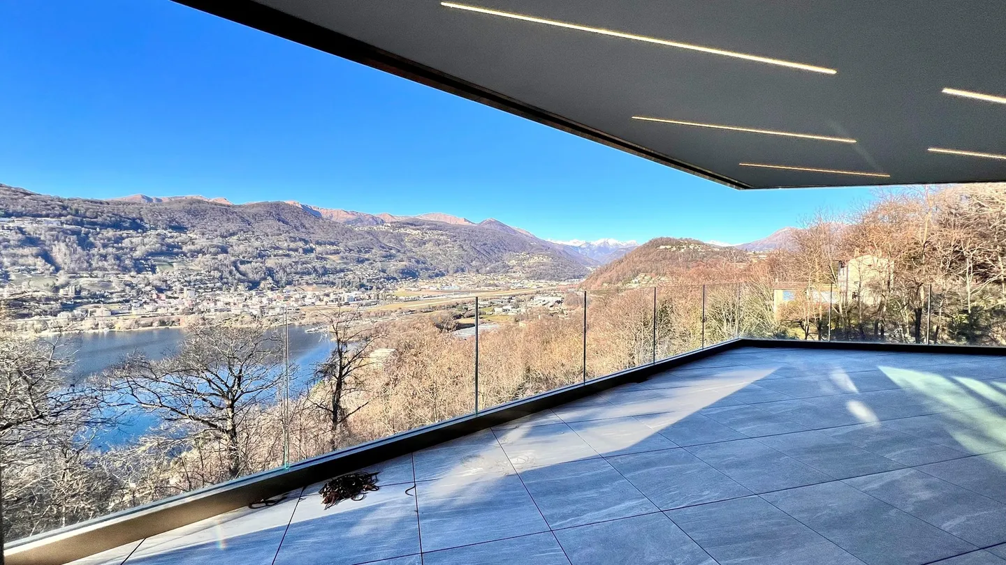 Nuova residenza con vista lago - Foto 2 di 19