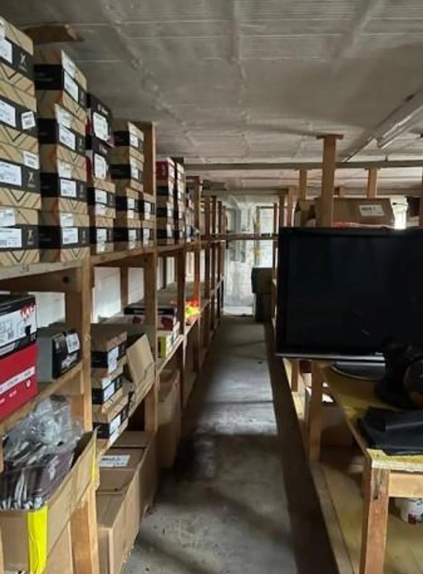 Office with Living Space - Photo 18 of 19