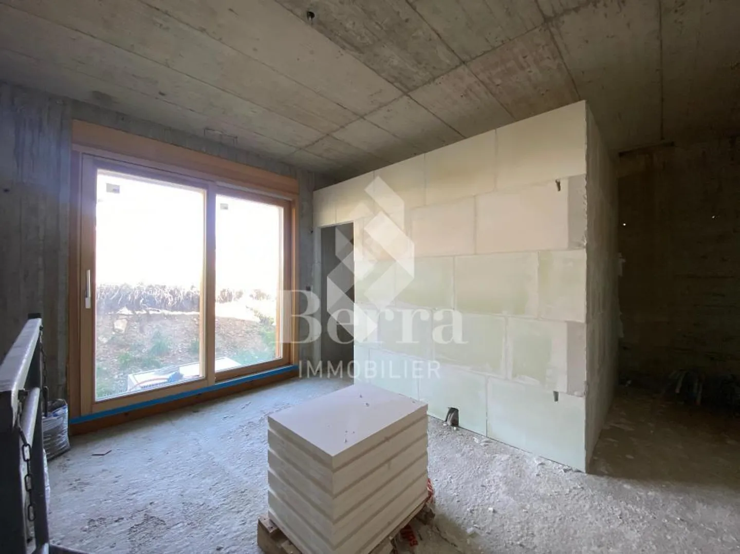 ALTIMA : 4,5 pièces en rez-de-chaussée avec jardin ! - Photo 12 sur 13