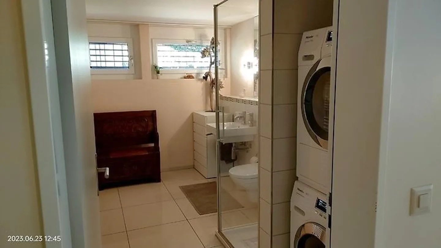 APPARTEMENT 4½ PIÈCES À HILDISRIEDEN (LU), MEUBLÉ, TEMPORAIRE - Photo 8 sur 10