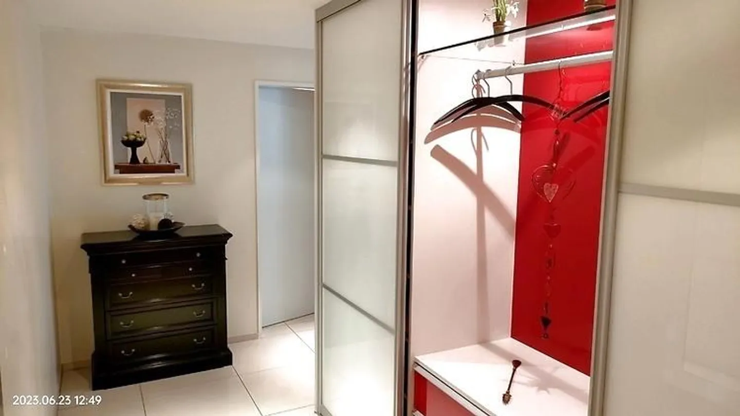 APPARTEMENT 4½ PIÈCES À HILDISRIEDEN (LU), MEUBLÉ, TEMPORAIRE - Photo 5 sur 10