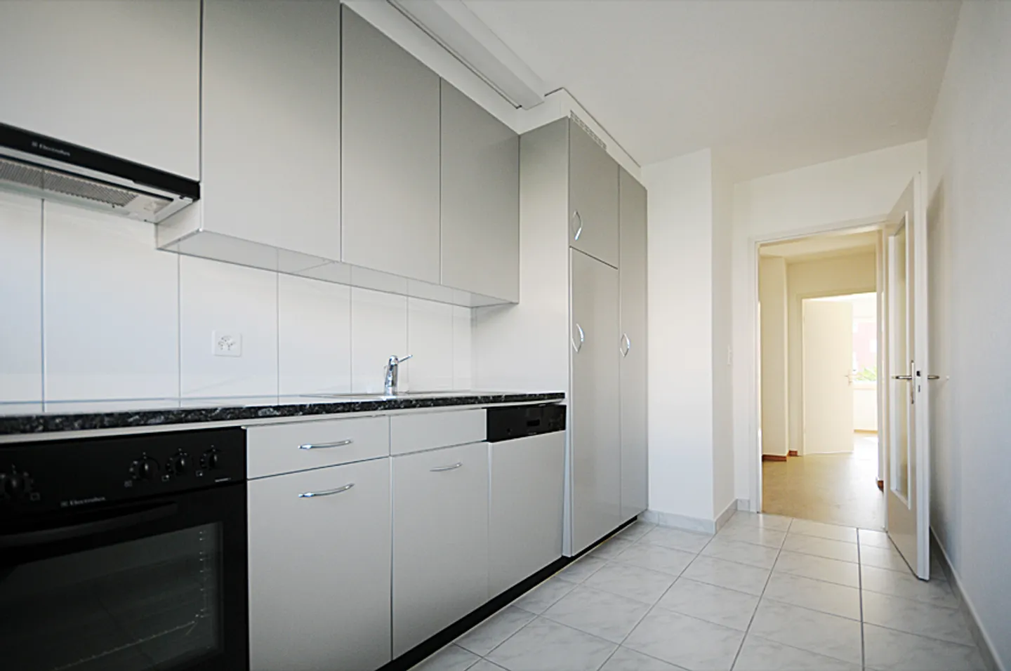 Appartamento in affitto - Foto 3 di 6