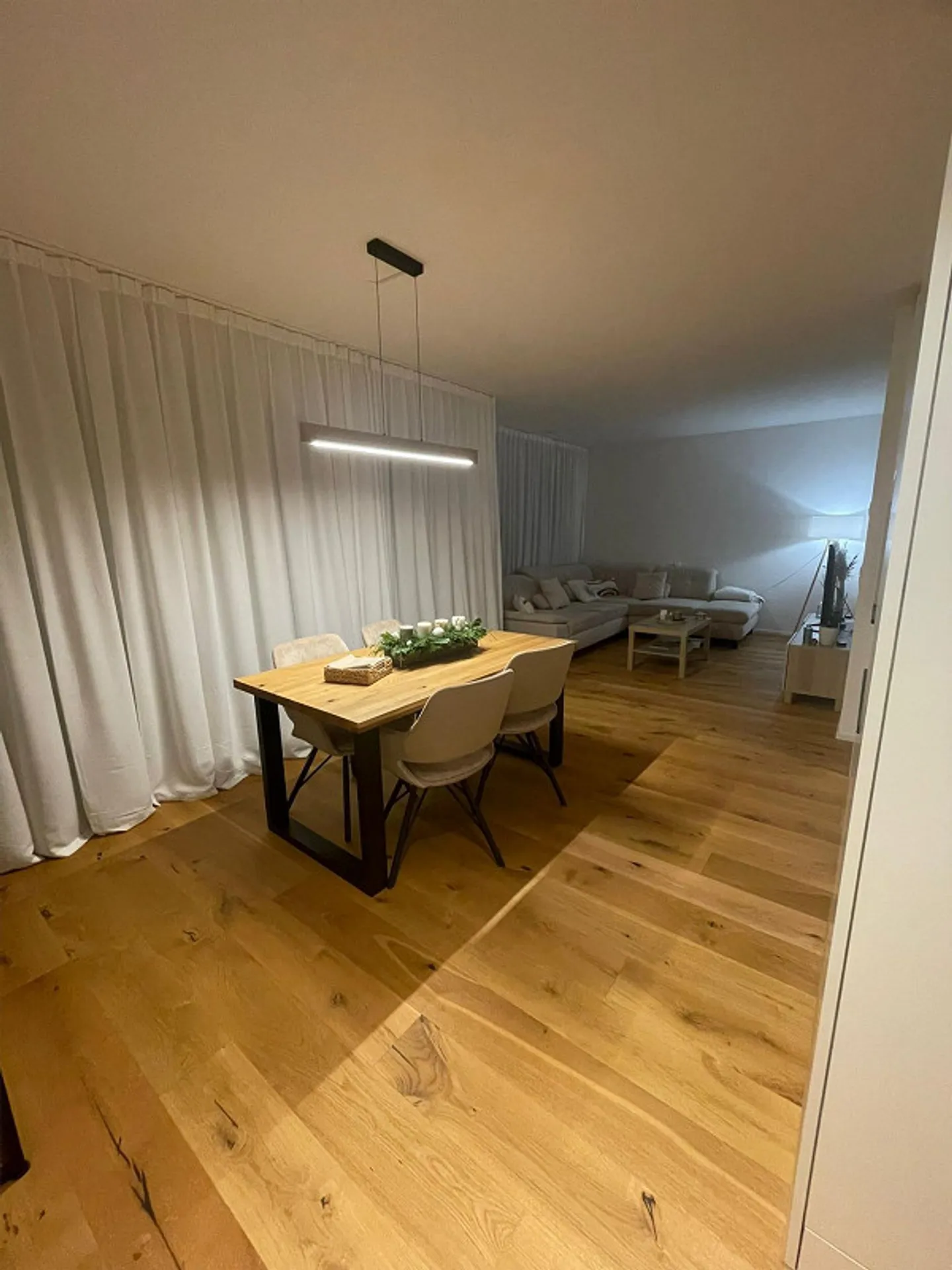 Modern 4.5-room apartment with balcony in Emmen - bright, high-quality - Photo 2 of 13