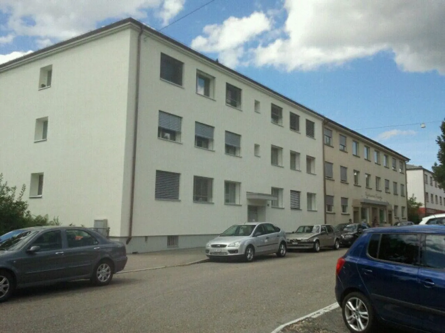 Quietly located 4.5-room apartment on the raised ground floor - Photo 1 of 11