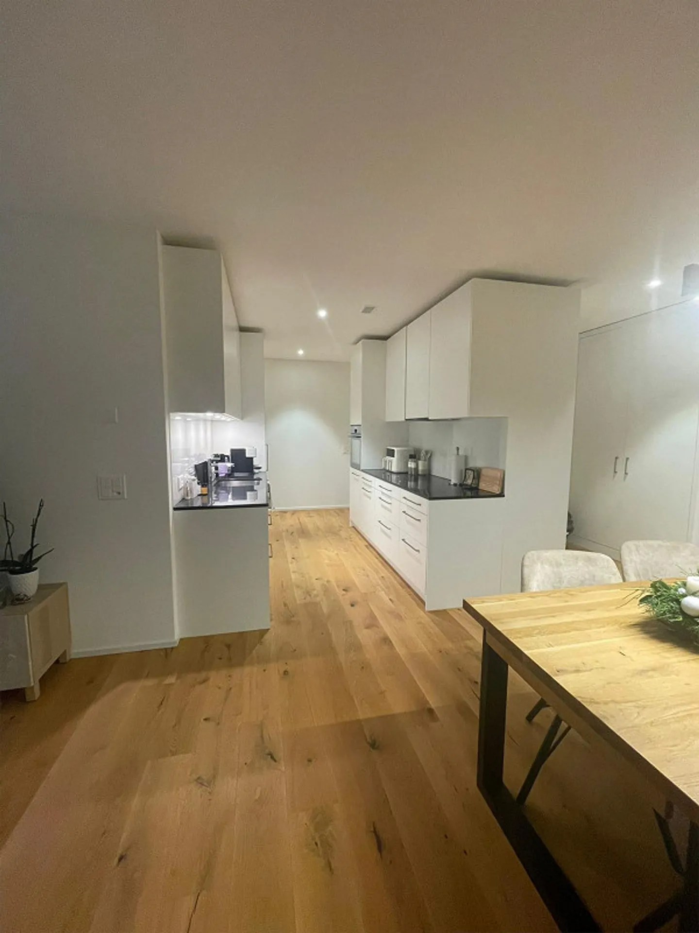 Modern 4.5-room apartment with balcony in Emmen - bright, high-quality - Photo 5 of 13