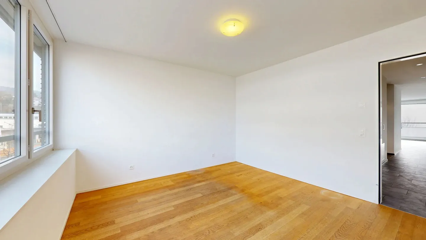 Appartement moderne de 3,5 pièces avec balcon et place de parking - Photo 9 sur 13