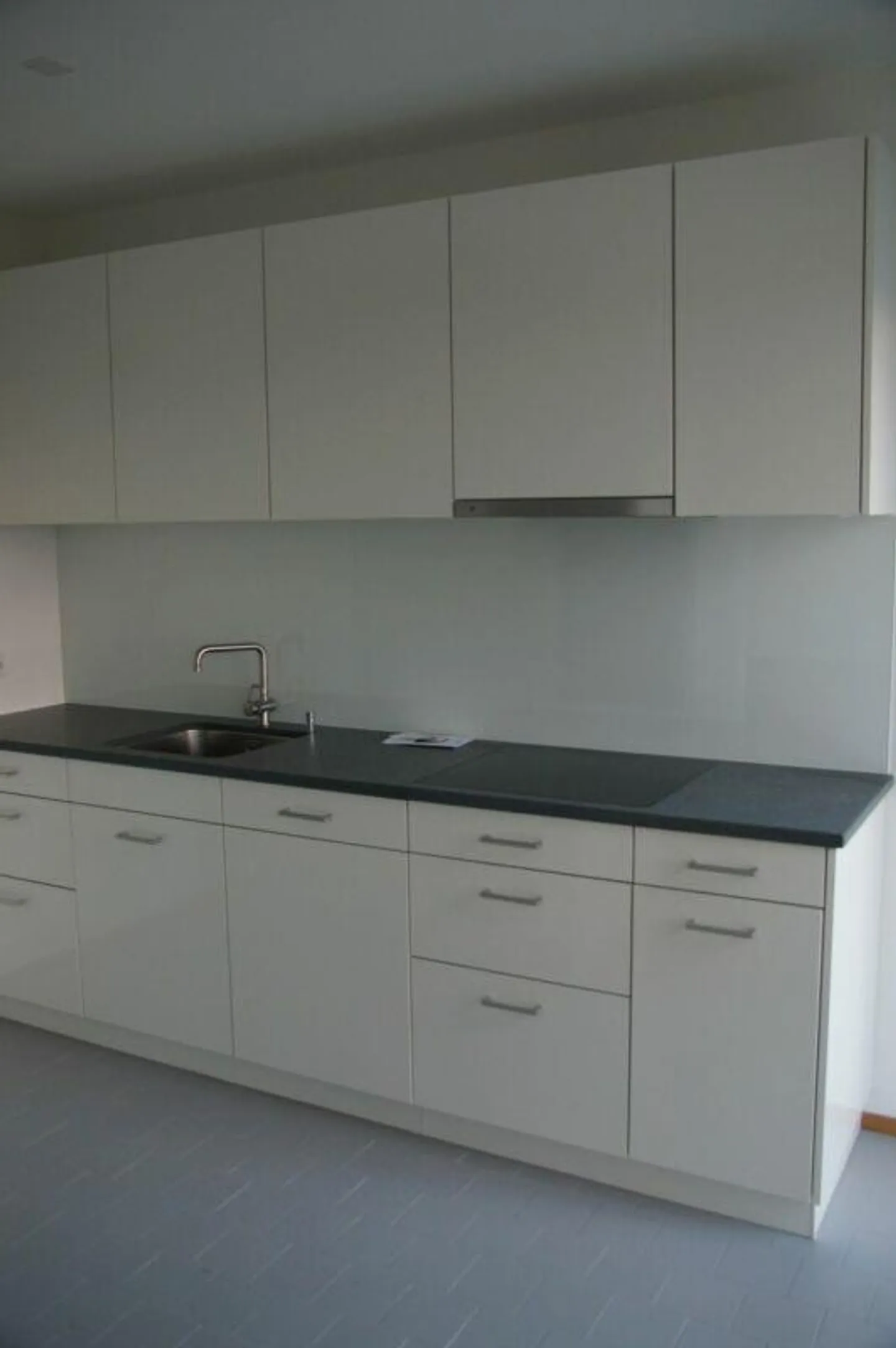 Quietly located 4.5-room apartment on the raised ground floor - Photo 7 of 11