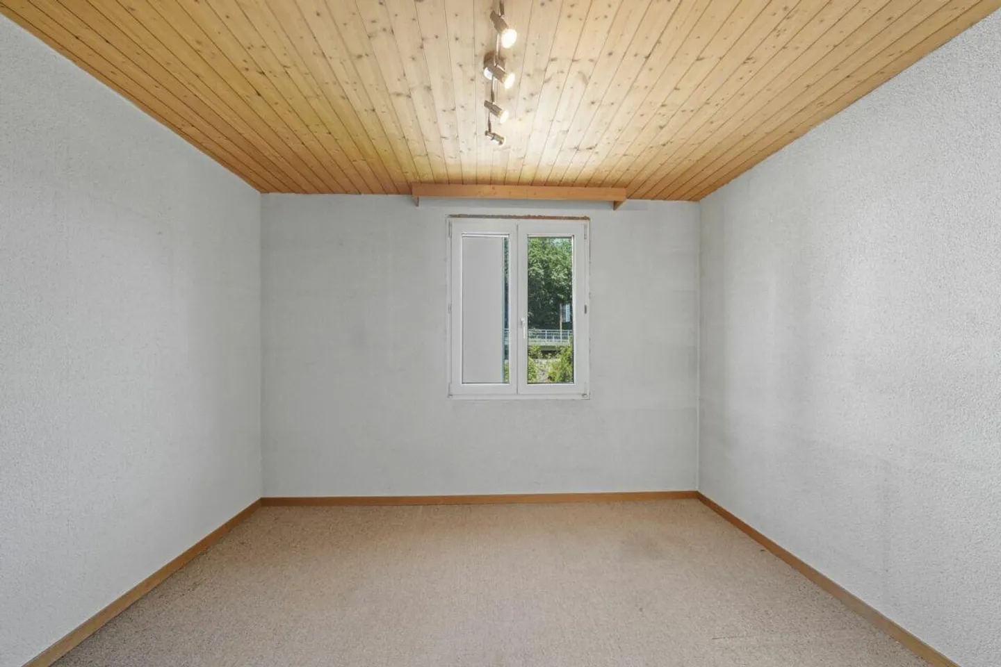 Idyllisches, zentral gelegenes Einfamilienhaus mit Gartenparadies u... - Foto 20 di 30