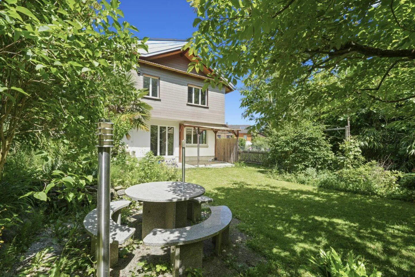 Idyllisches, zentral gelegenes Einfamilienhaus mit Gartenparadies u... - Foto 30 di 30