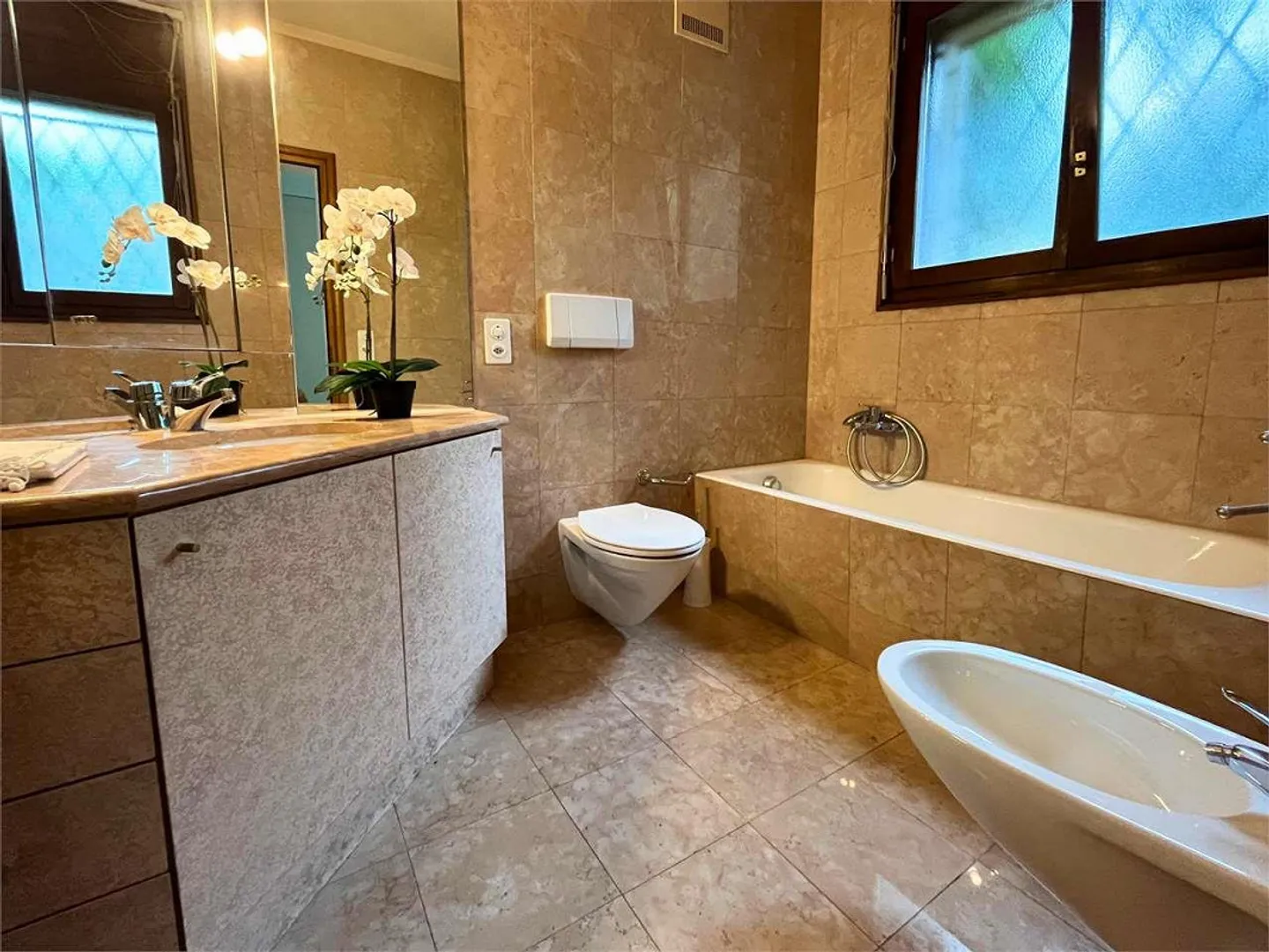 Appartamento 5.5 locali a Castagnola con vista lago e giardino - Foto 11 di 11