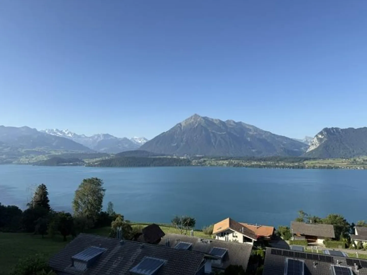 Charmante Attique mit Seeblick - Foto 2 von 14