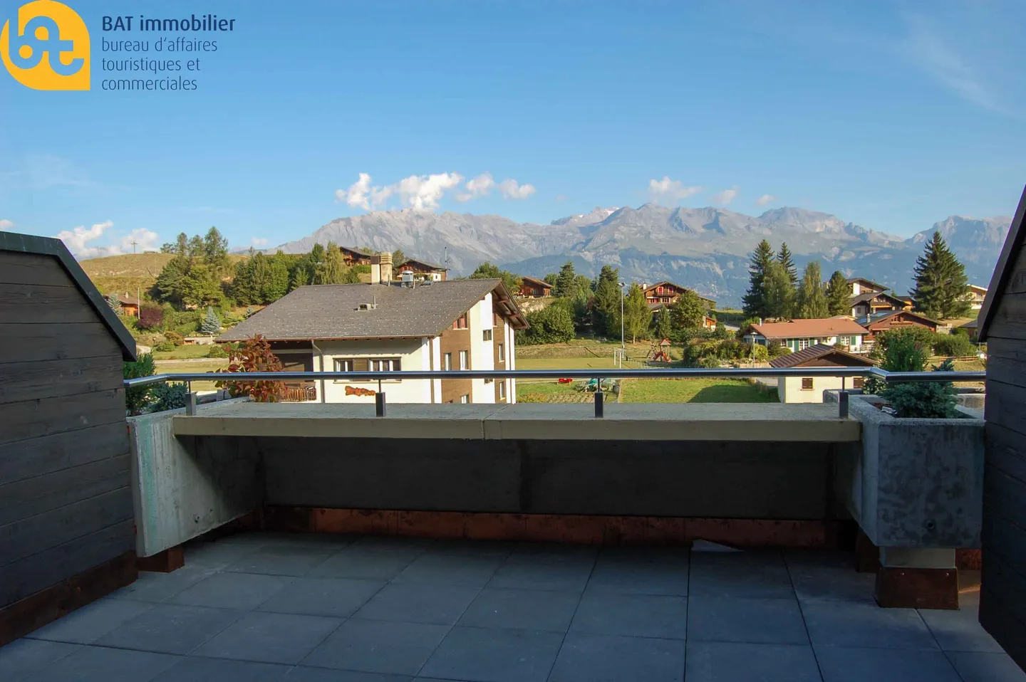 Appartement Confortable avec Terrasse - Photo 6 sur 10
