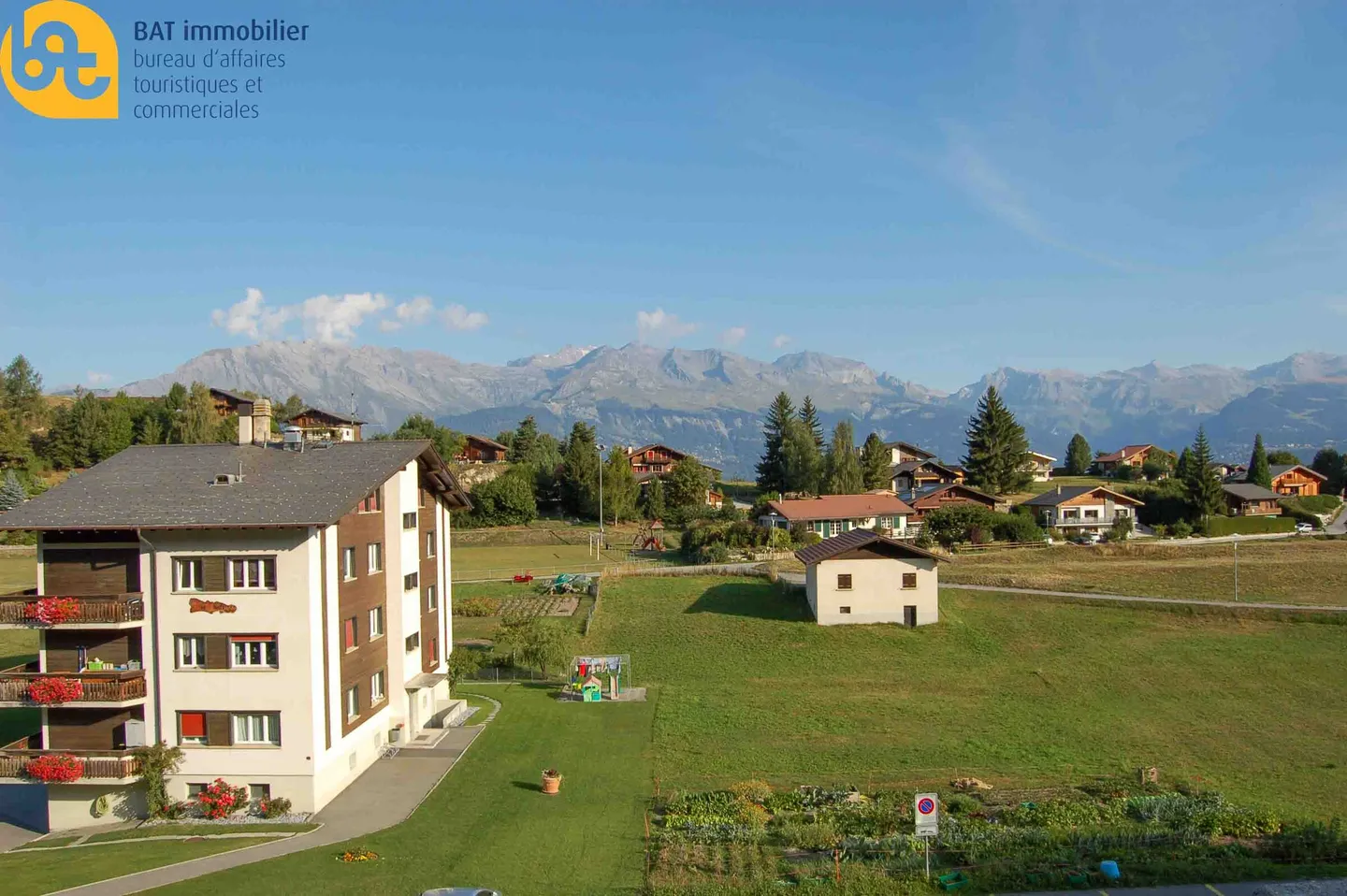 Appartement Confortable avec Terrasse - Photo 9 sur 10