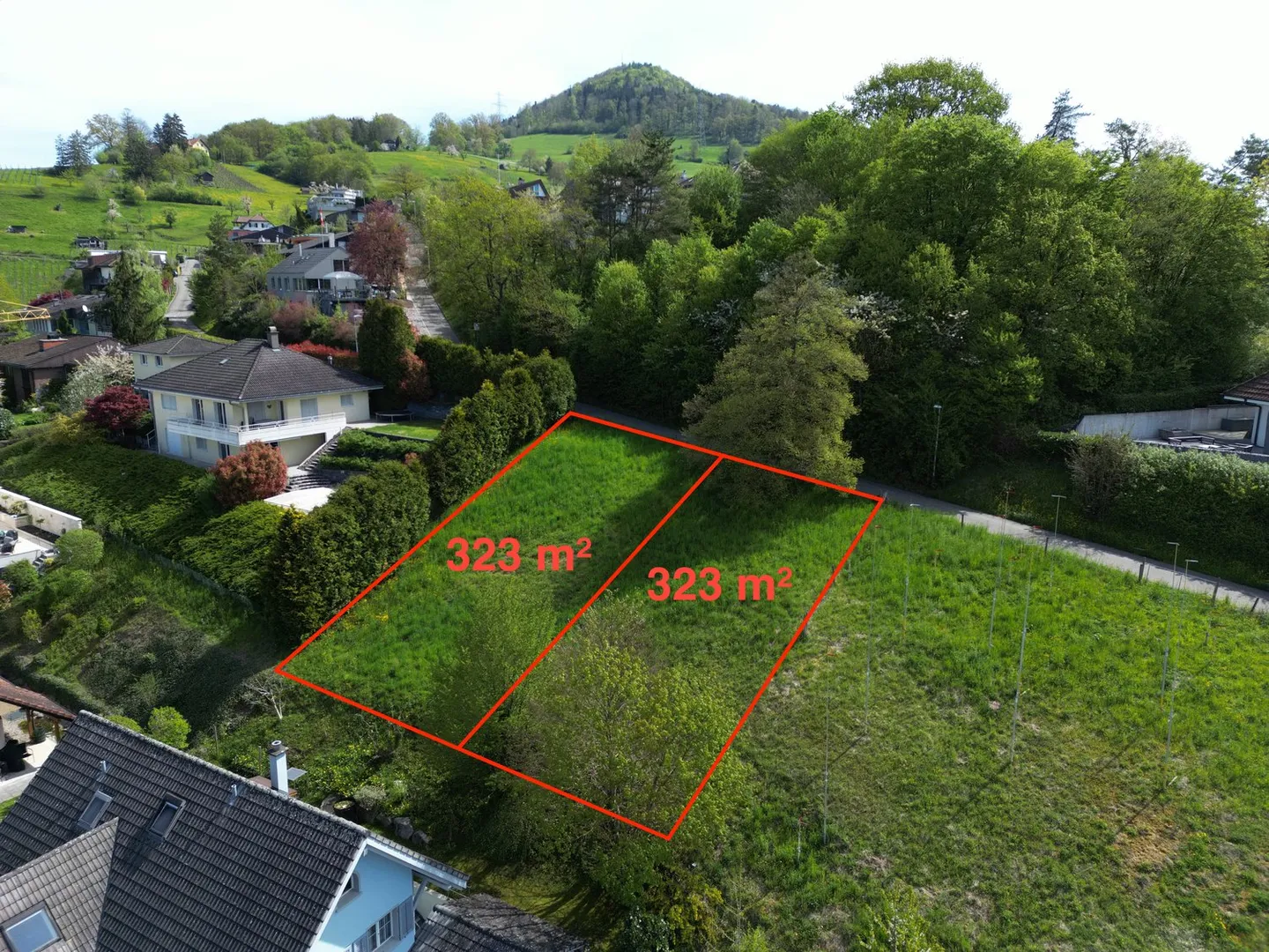 Emplacement privilégié en pente à Frick – 2x 323 m² de terrain à bâtir avec vue - Photo 1 sur 13
