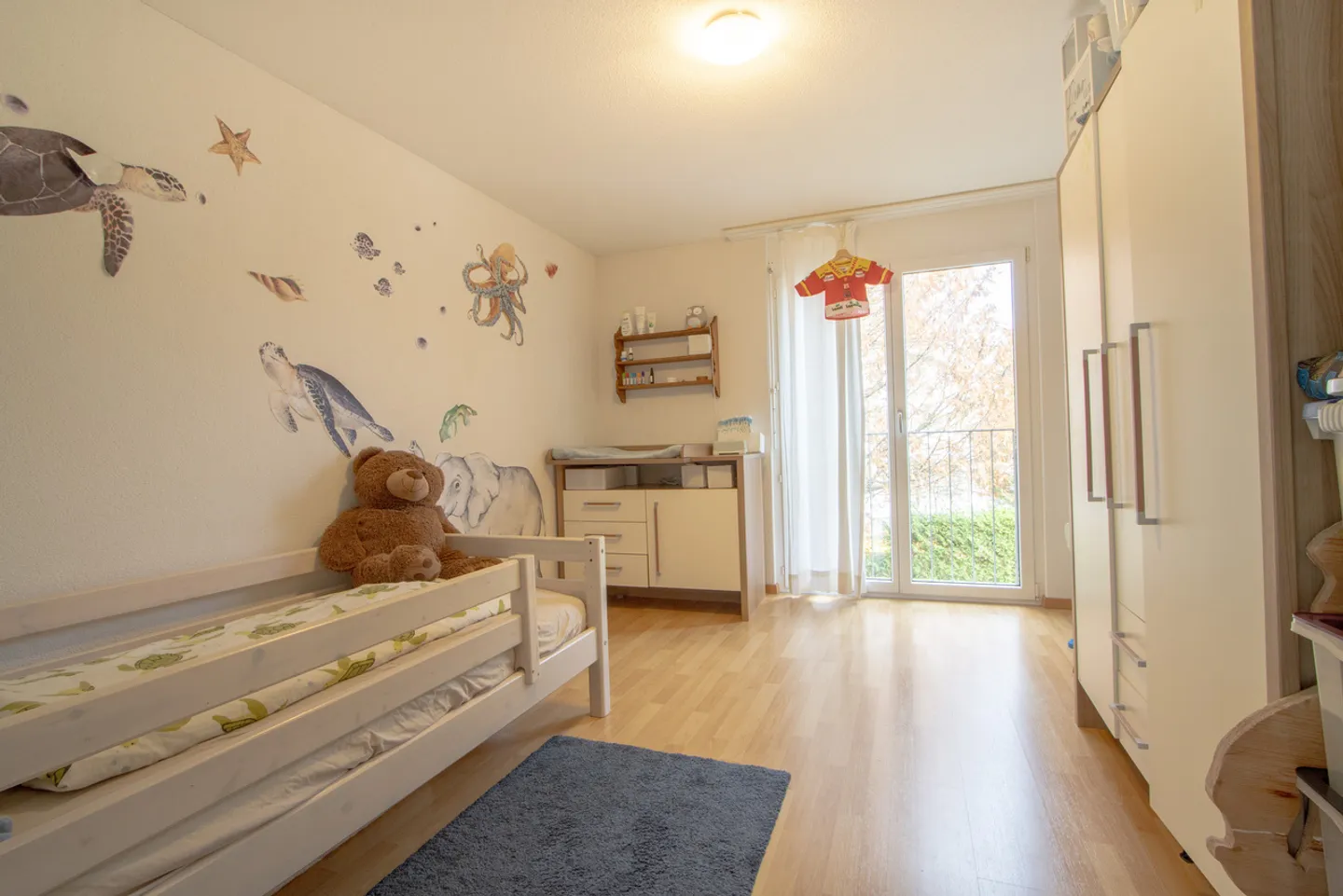 Appartement spacieux de 4,5 pièces à louer - Photo 7 sur 12