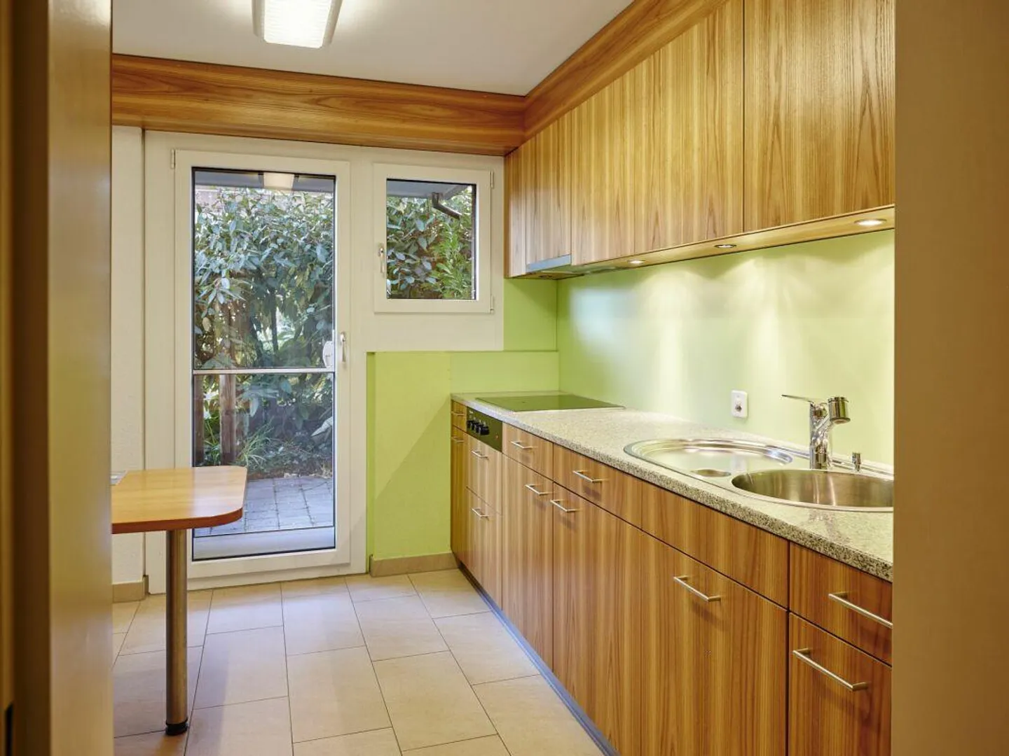 Appartement de jardin dans le quartier Wesemlin - Photo 2 sur 8