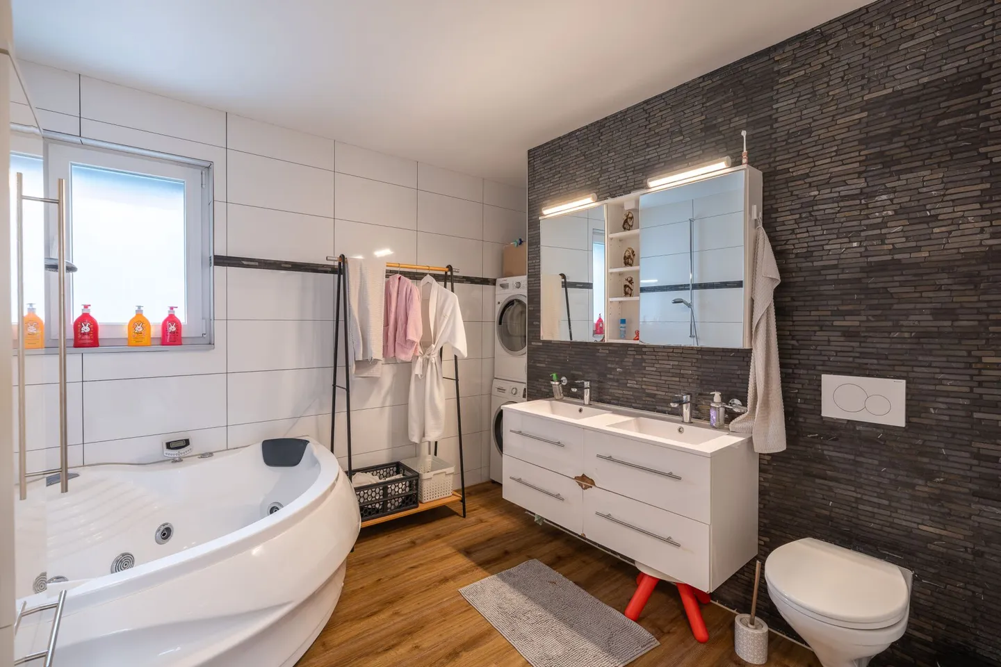 Investment property - Multi-family house for sale in Meinisberg - Photo 8 of 8