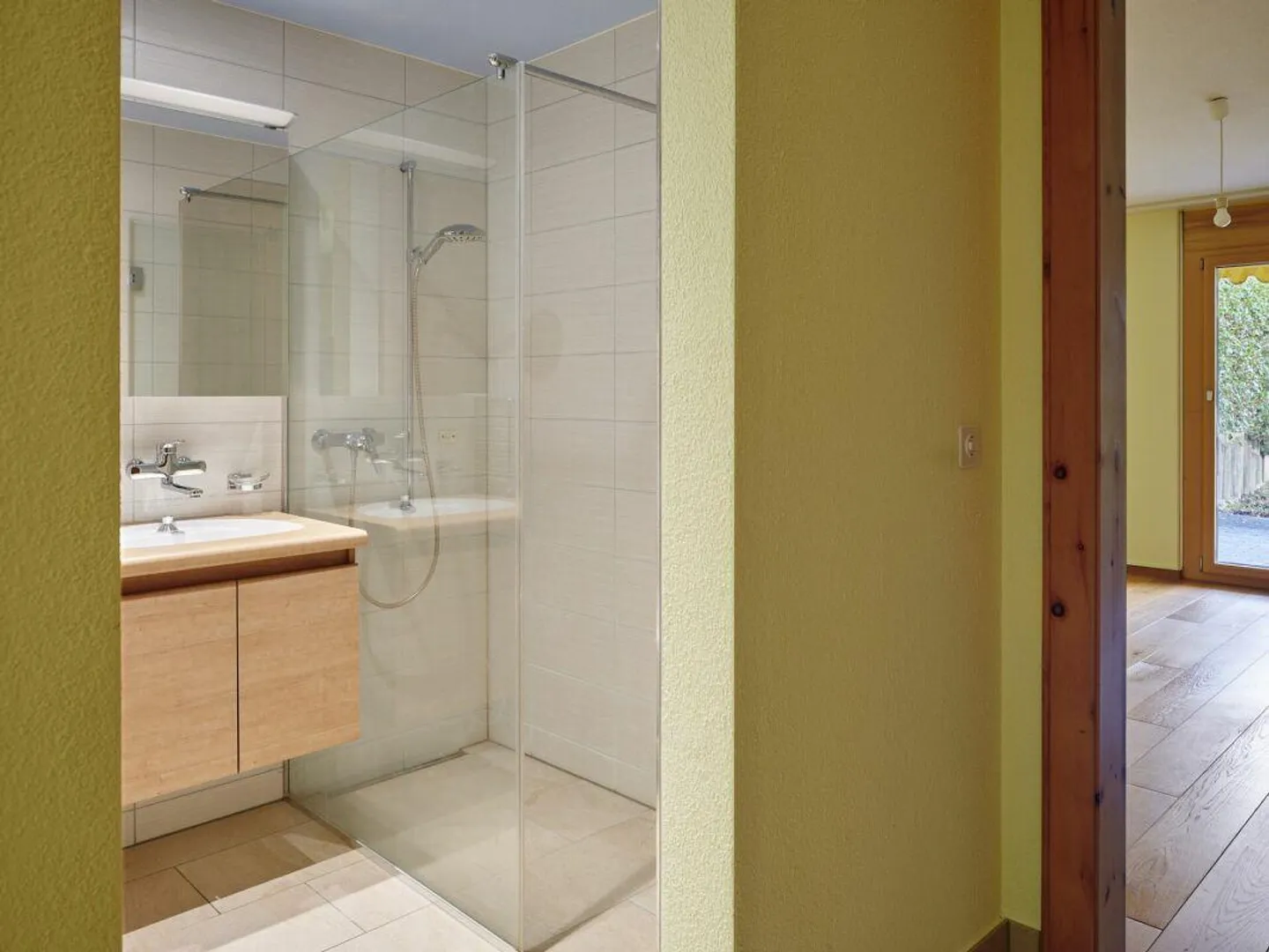 Appartement de jardin dans le quartier Wesemlin - Photo 6 sur 8