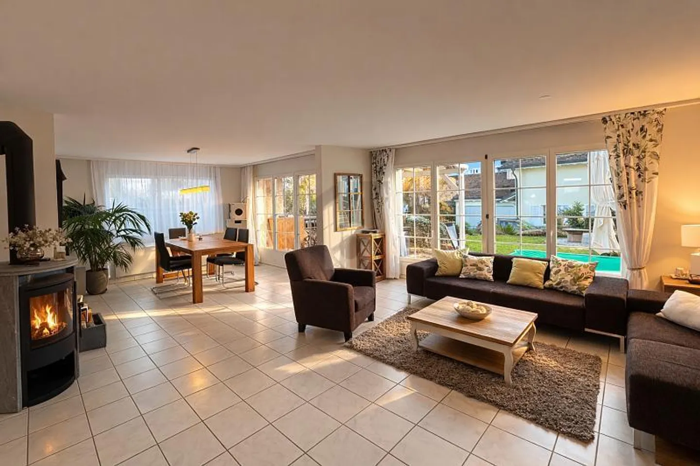 Adatto alle Famiglie con Grande Terrazza - Foto 2 di 6