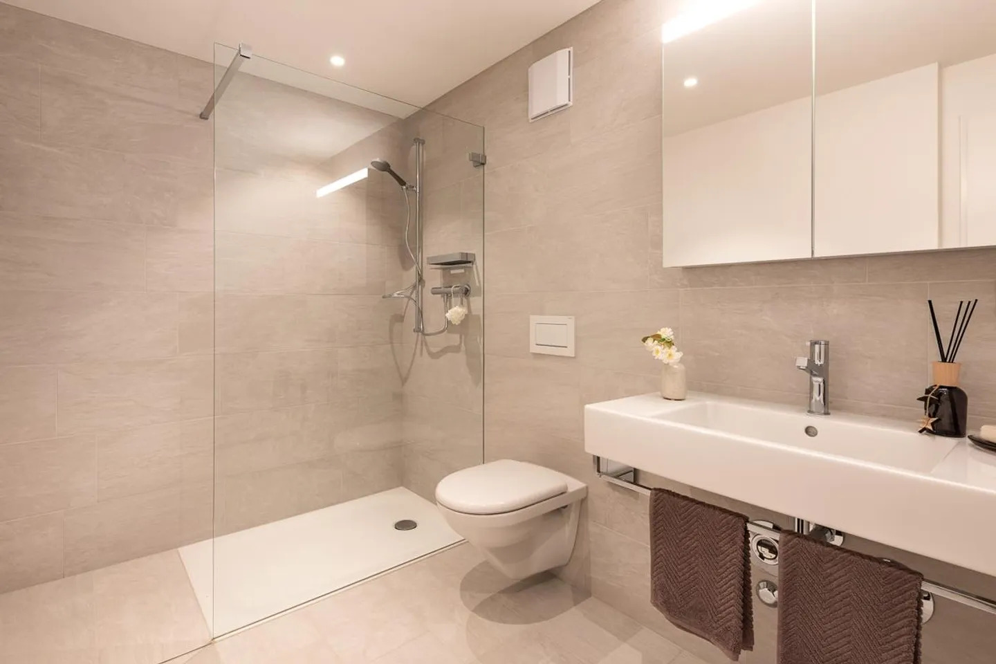 Appartement spacieux à Dietlikon - Photo 4 sur 8