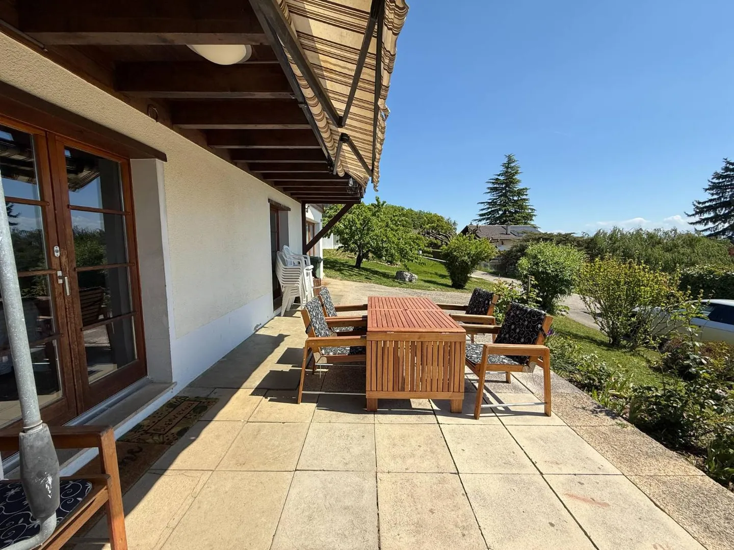 Chalet avec vue sur le lac - Photo 8 sur 9