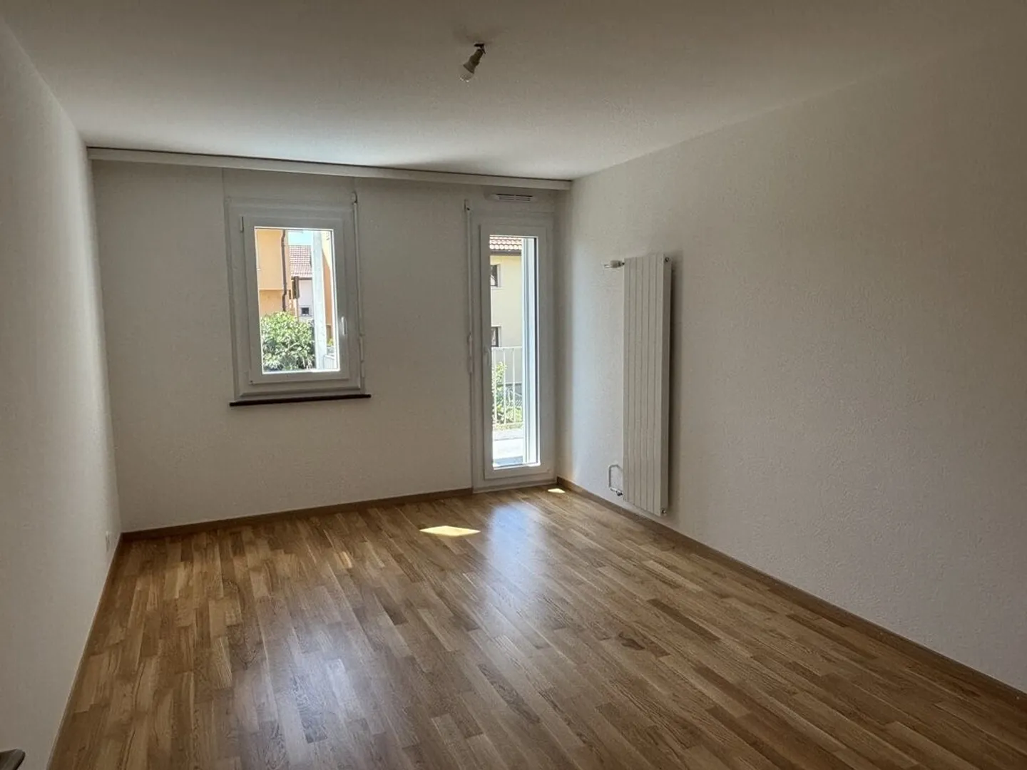 Charmante 3,5-Zimmer-Wohnung im 1. Stock auf dem Land - Foto 6 von 8