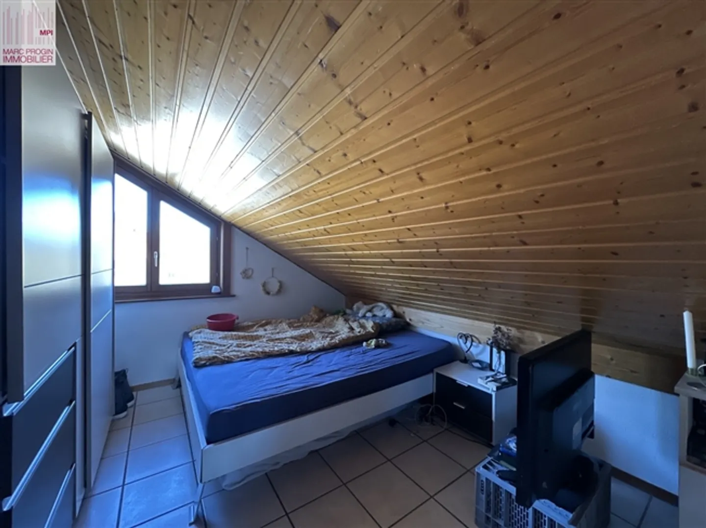 Business on 2 levels with living area in the center of the village - Photo 14 of 15