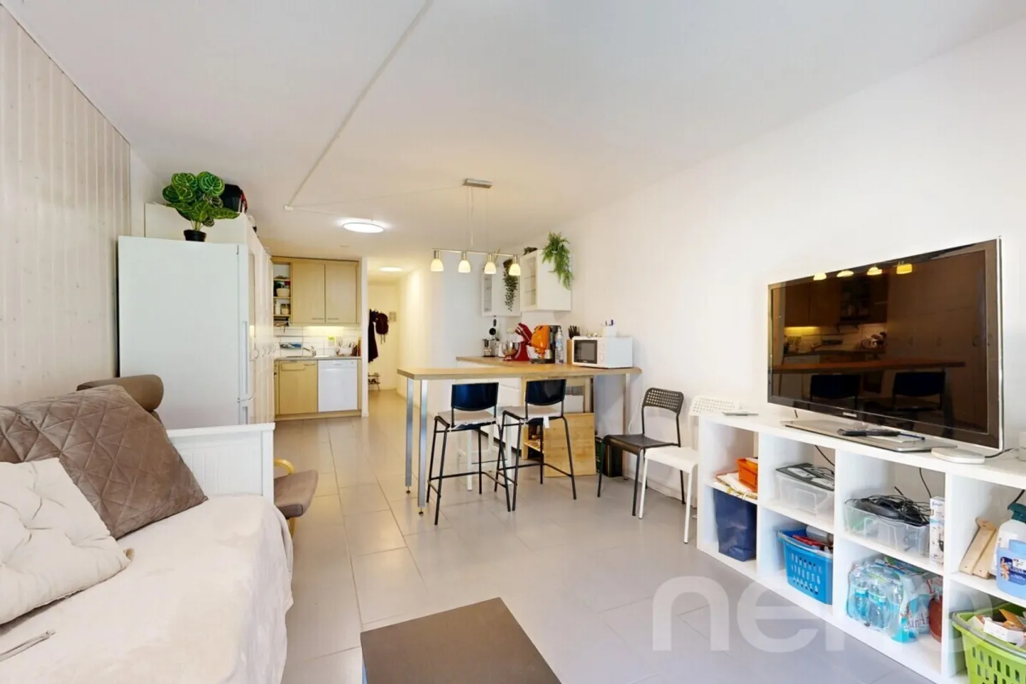 Charming 2.5-room apartment with balcony and 2 bathrooms - Photo 2 of 12
