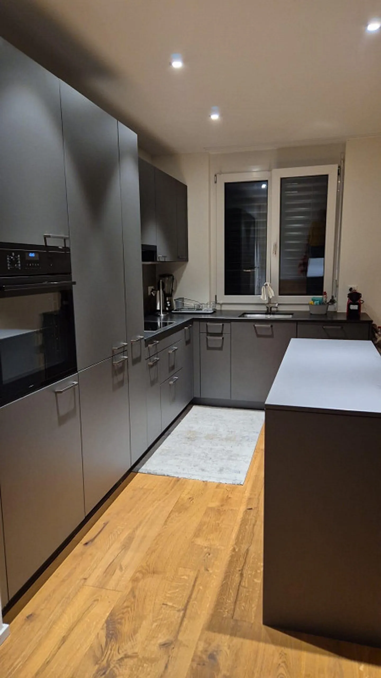 2.5 Room Apartment - Photo 3 of 8