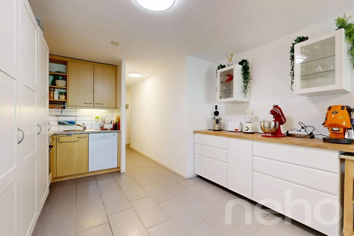 Charming 2.5-room apartment with balcony and 2 bathrooms - Photo 7 of 12
