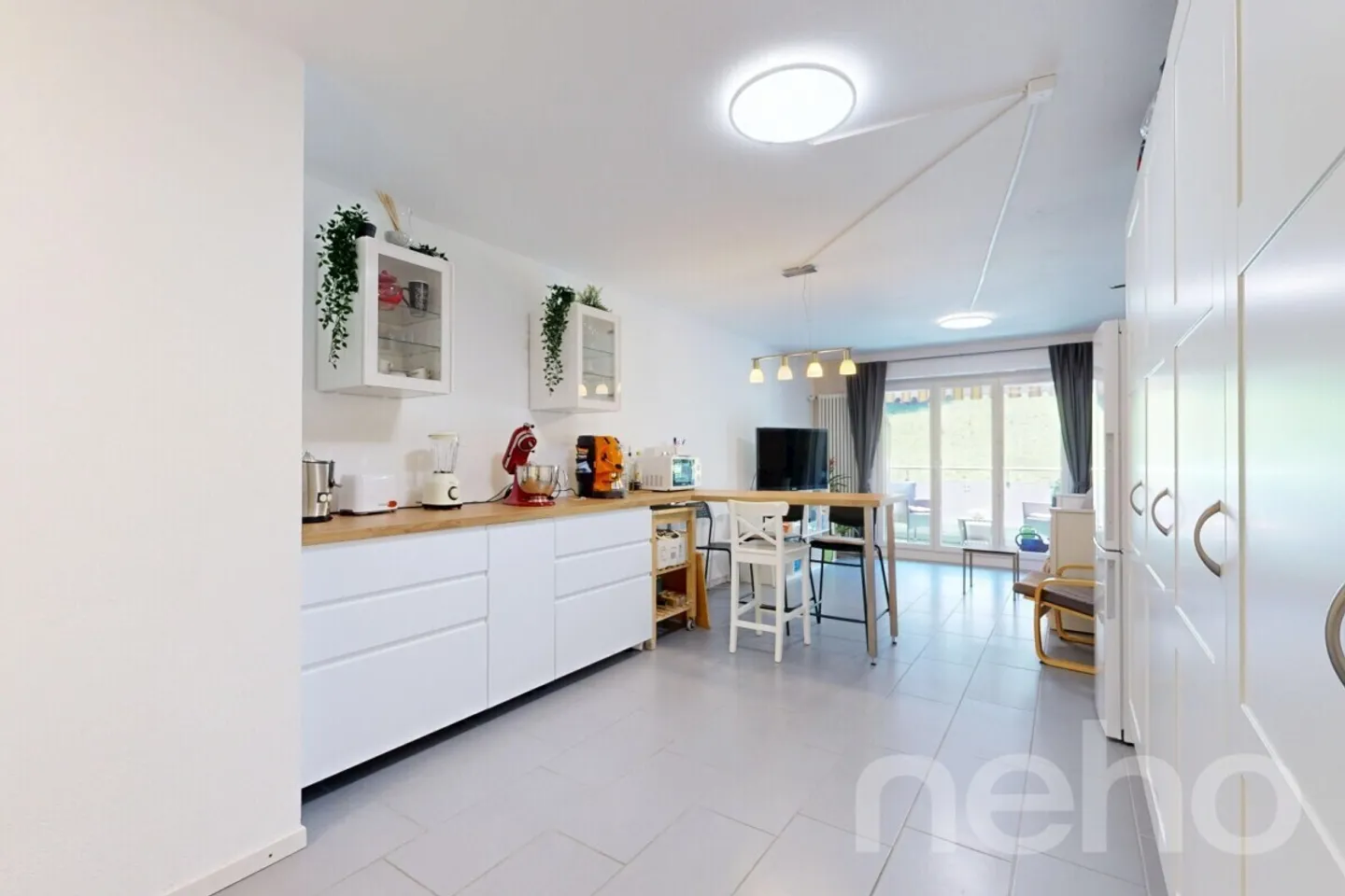 Charming 2.5-room apartment with balcony and 2 bathrooms - Photo 8 of 12
