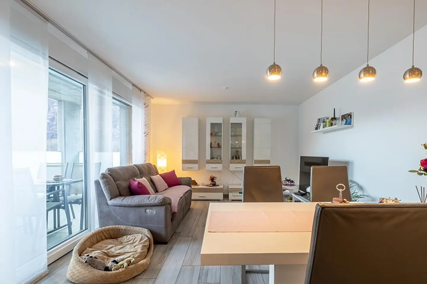 PRÄCHTIGE 3.5 ZIMMER IN OSOGNA - Foto 3 von 11