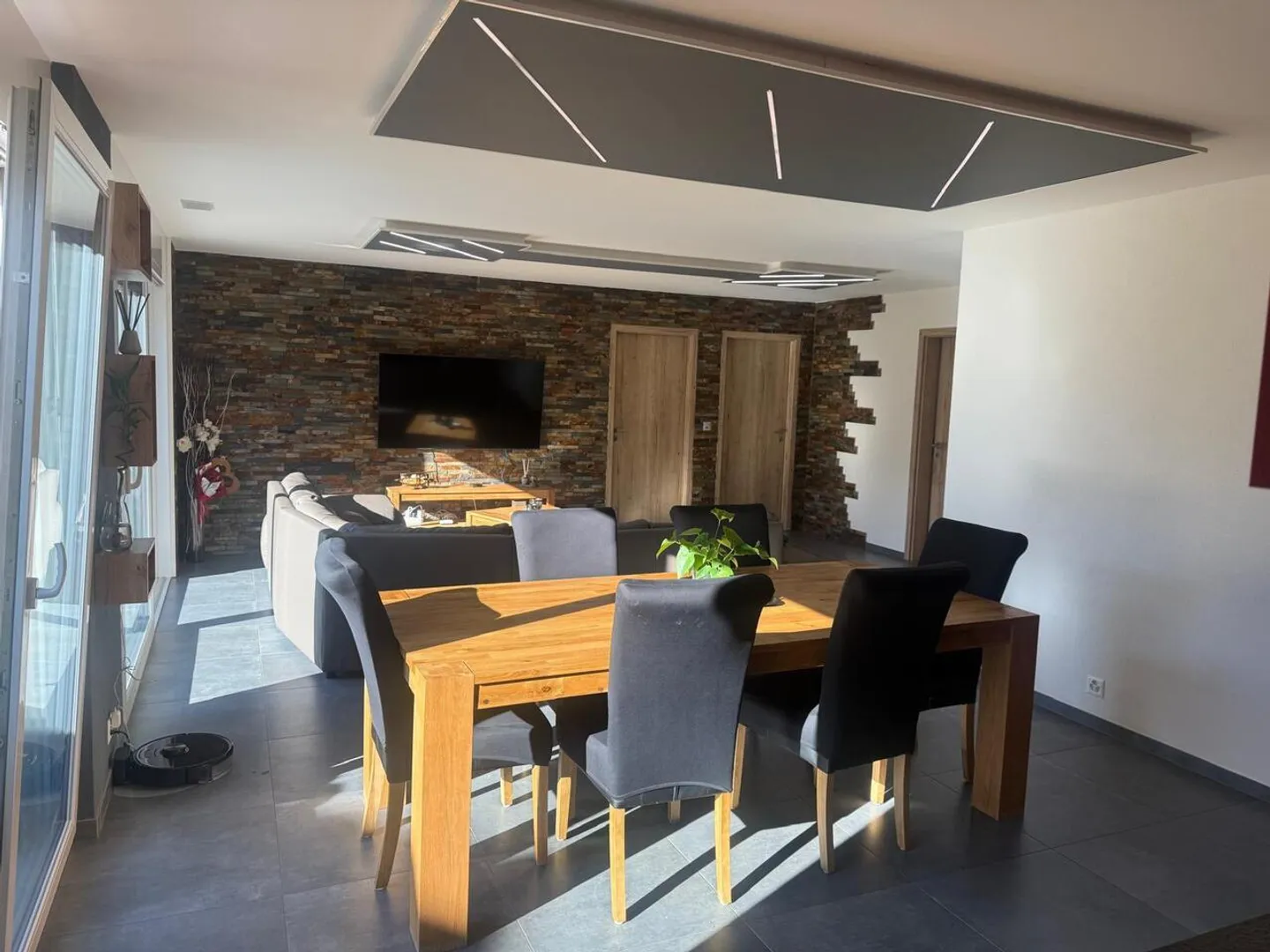 Wohnung kaufen - Foto 2 von 9