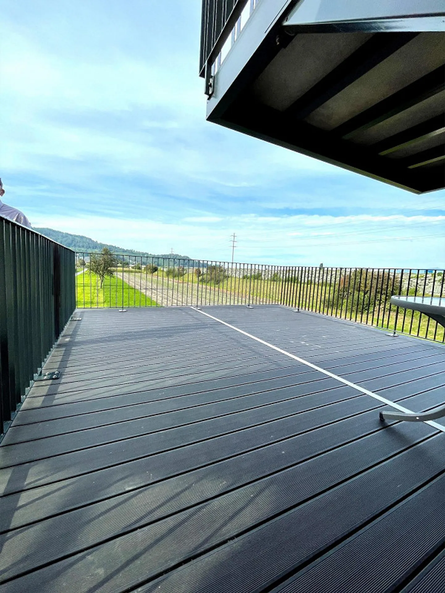 Appartamento in terrazza 3.5 locali con vista splendida in posizione tranquilla - Foto 8 di 10