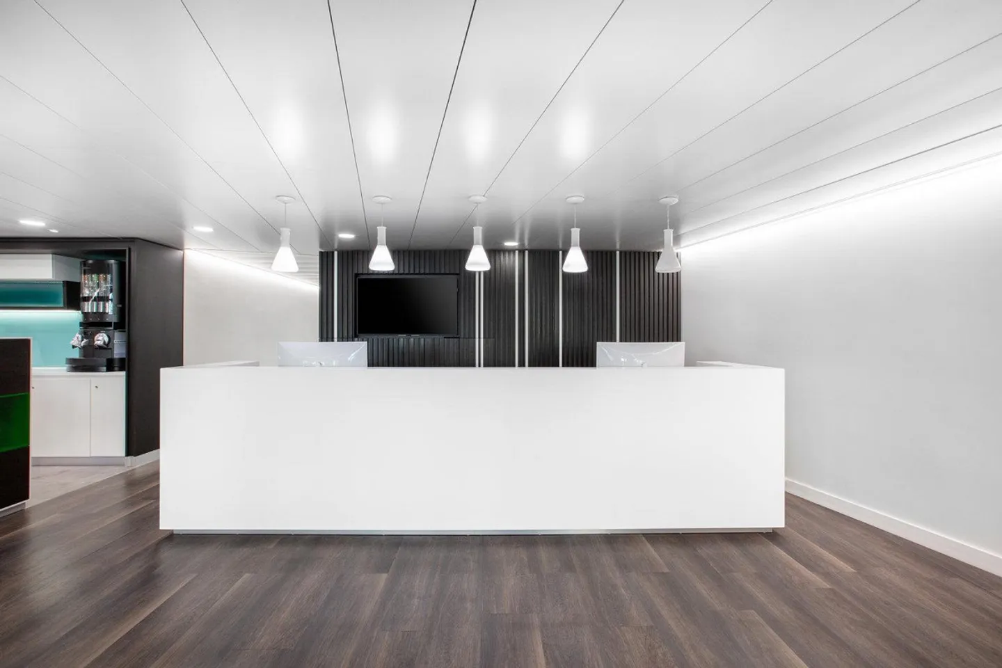 Espace de bureau privé pour 25 à Regus Stauffacher - Photo 4 sur 10