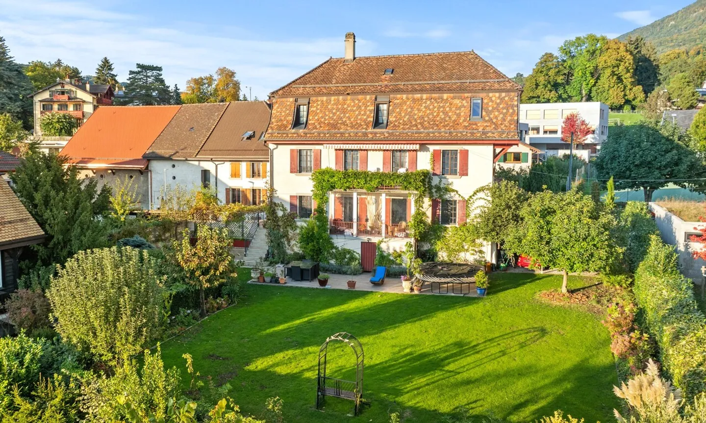 «Hervorragend renoviertes historisches Anwesen in St-Légier» - Foto 1 von 16