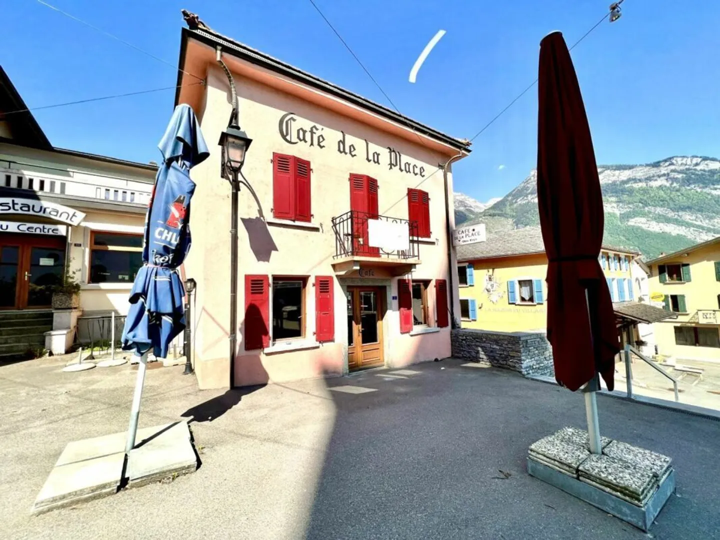 Casa nel villaggio con 6,5 stanze a Saxon - Foto 3 di 32