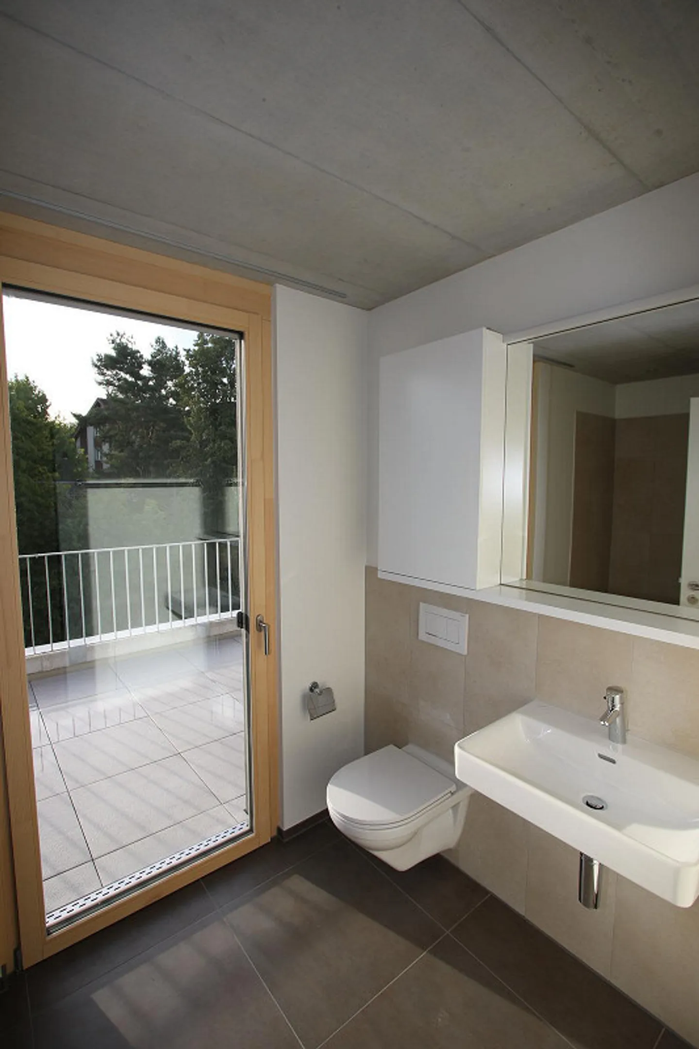 Stilvolle Terrassenwohnung in Rüti - Foto 1 von 9