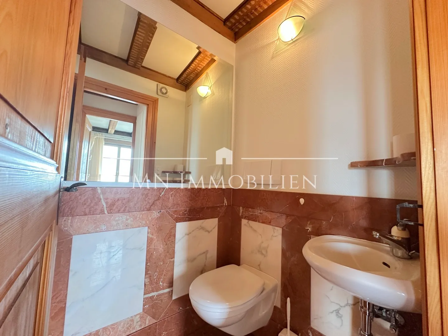 Charmante Maisonette mit Stadtblick - Foto 4 von 10