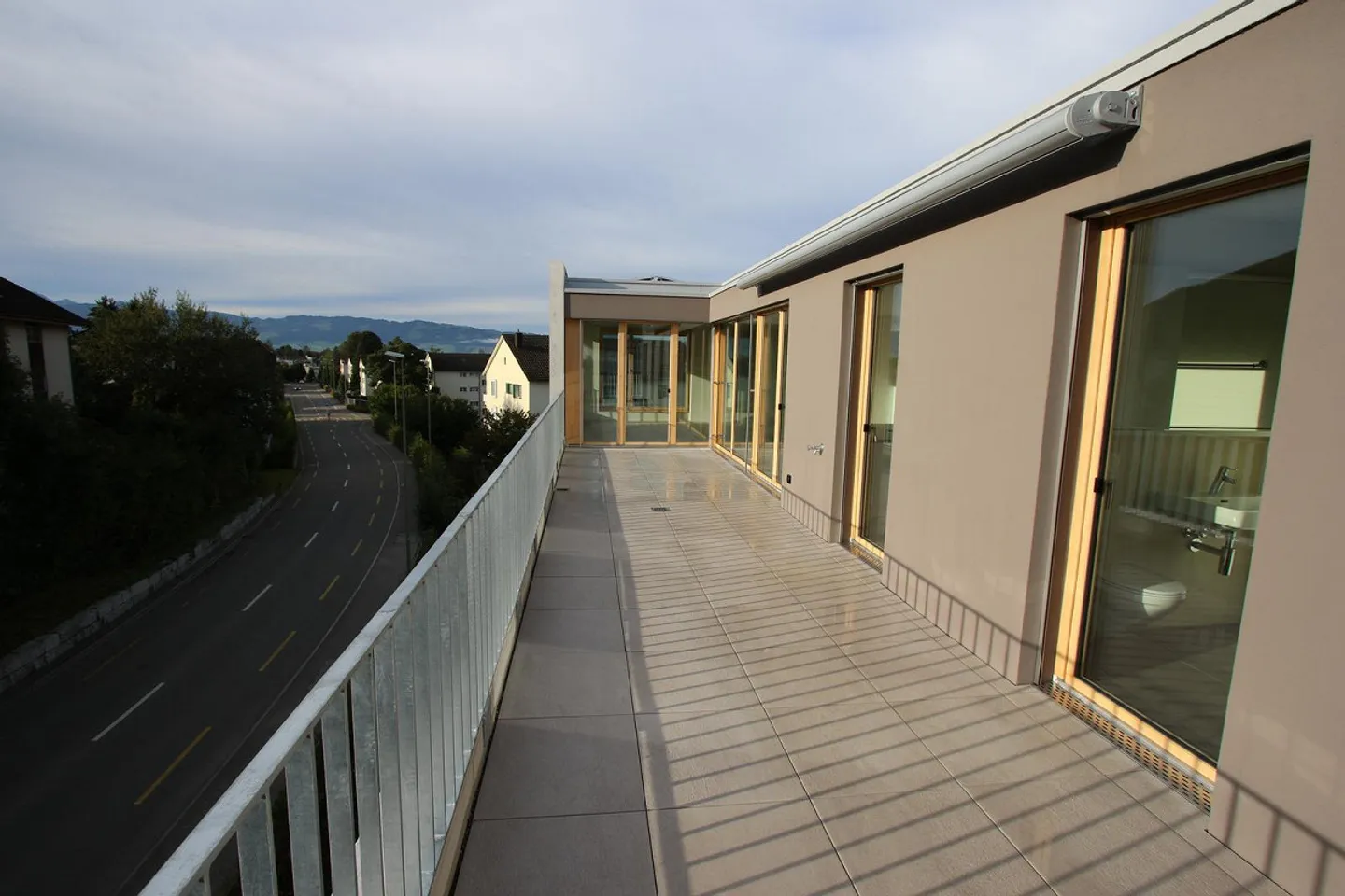 Stilvolle Terrassenwohnung in Rüti - Foto 5 von 9