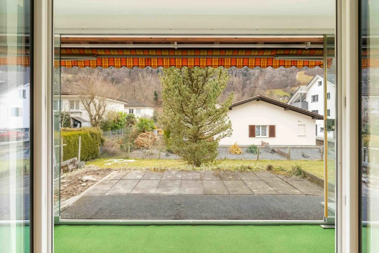 Charmantes Einfamilienhaus mit Terrasse - Foto 6 von 26
